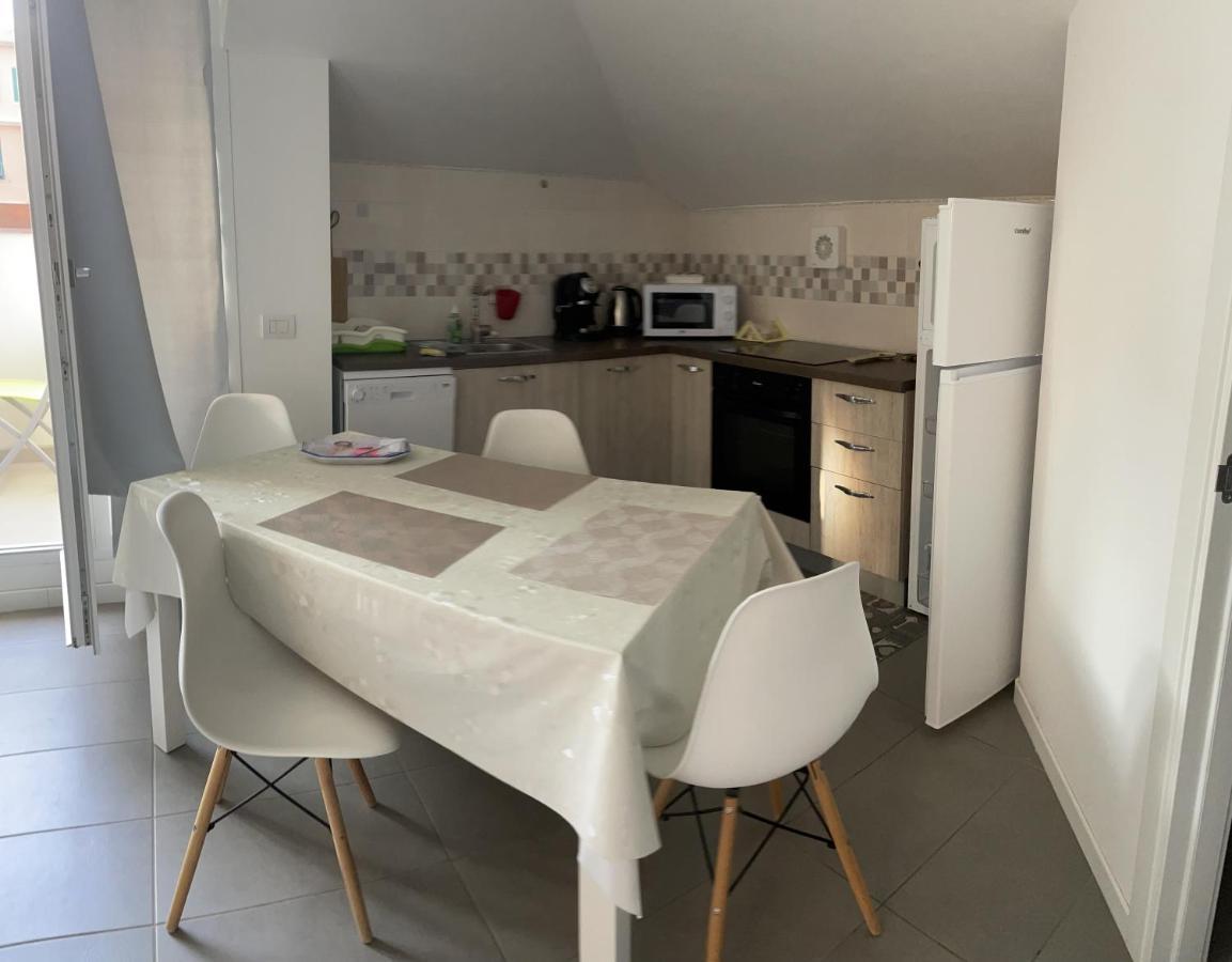 Guesthouse Villa Jung Бордихера Екстериор снимка
